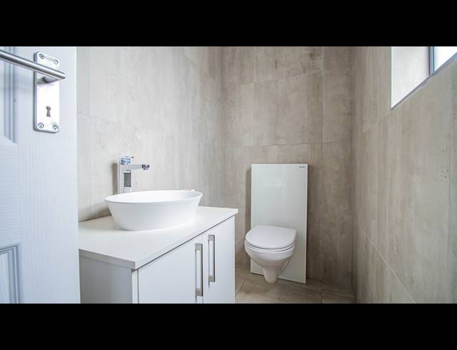 5 BEDROOM HOUSE FOR SALE IN MYBURGH PARK